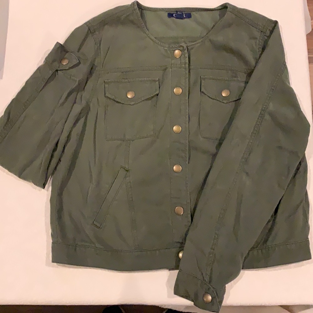 CHAPS DENIM JACKET SIZE LARGE